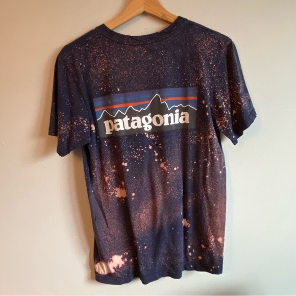 VINTAGE Patagonia Distressed Tie Dye Tee Shirt - Picture 1 of 2